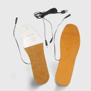 Semelle chauffante réutilisable ergonomique et fine pour un confort optimal dans la chaussure, vue de face, couleur noire.