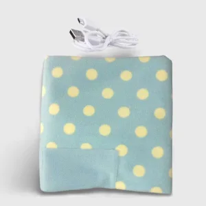 Couverture chauffante portable pliée, prête à l'emploi. Idéale pour les accessoires chauffants et le confort nomade.
